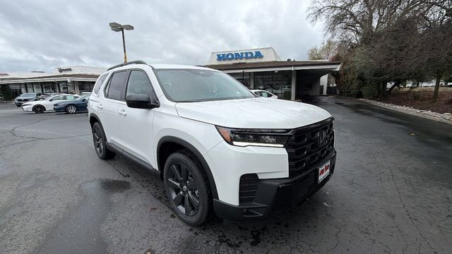 New 2026 Honda Pilot Sport image 2