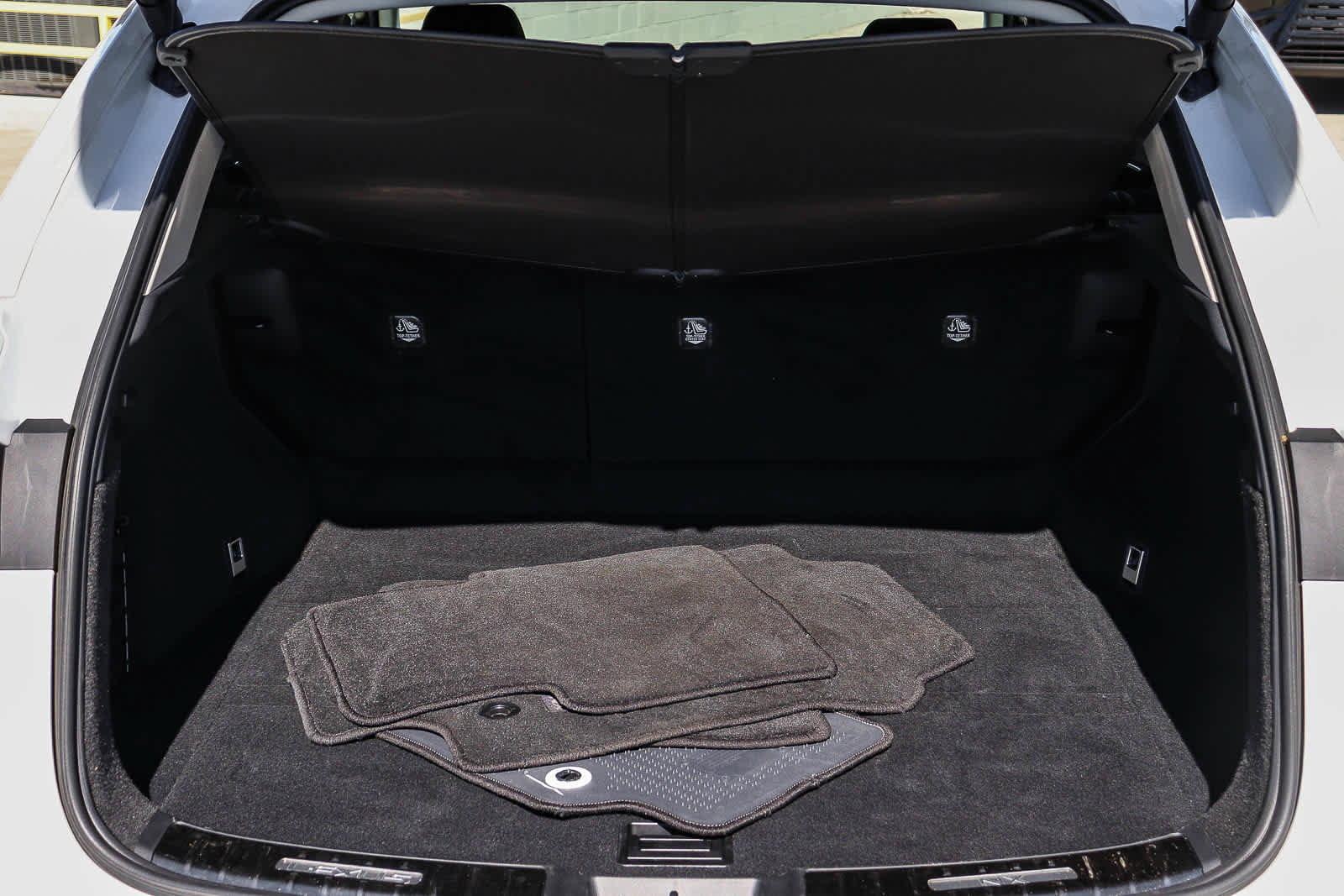 Certified 2025 Lexus NX 250 FWD w/ Premium Package image 27