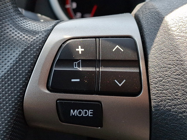 Used 2011 Toyota Matrix FWD image 19