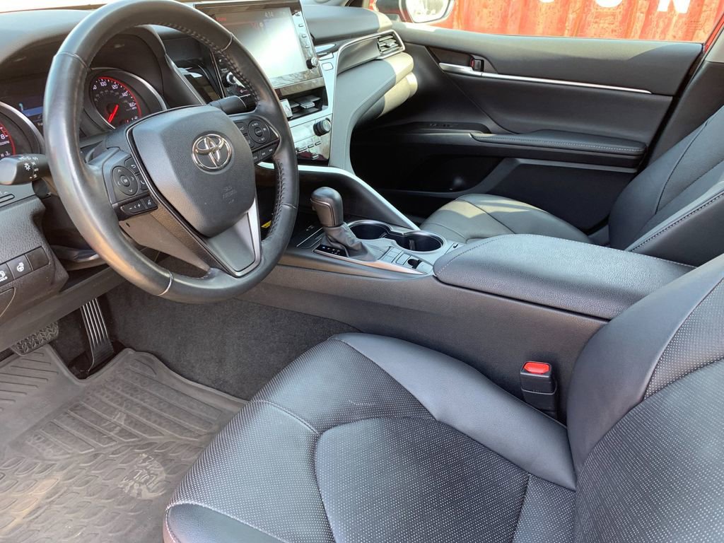 Used 2023 Toyota Camry XSE w/ Navigation Package image 11