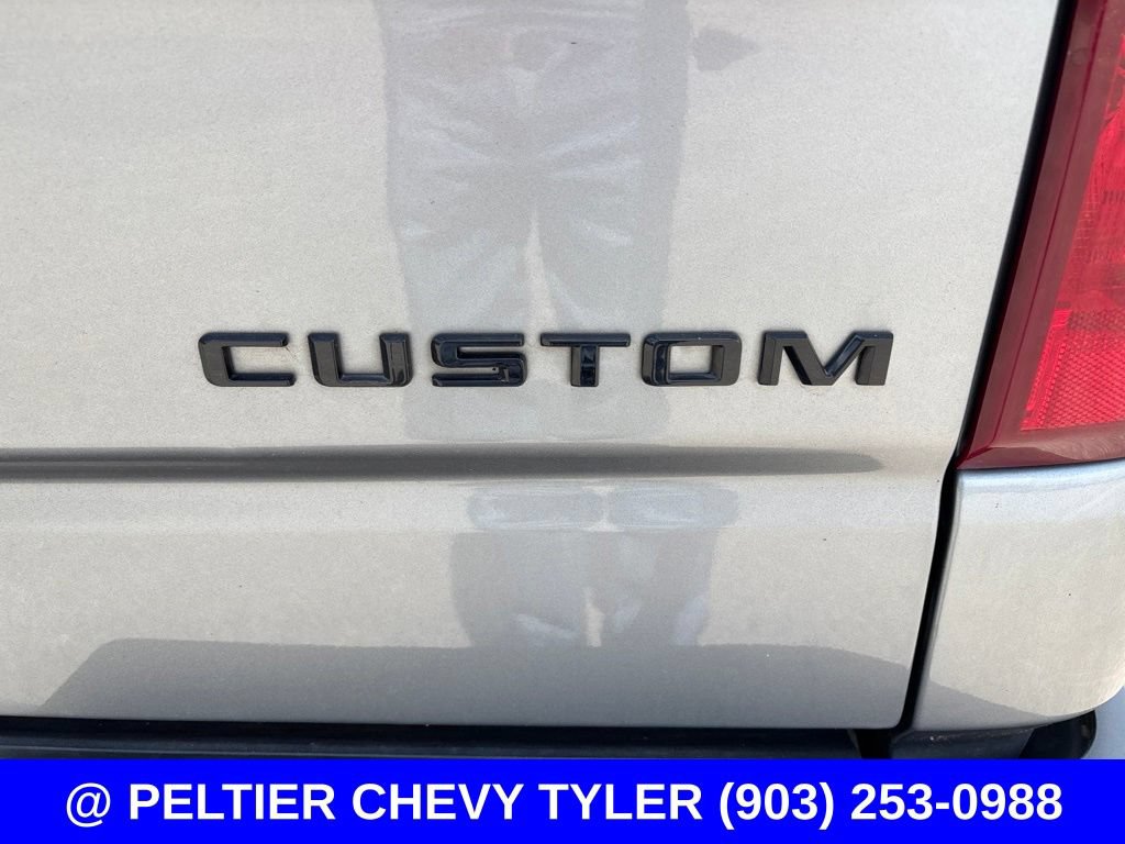 Used 2024 Chevrolet Silverado 1500 Custom w/ Turbomax Blackout Package AWD/4WD image 12