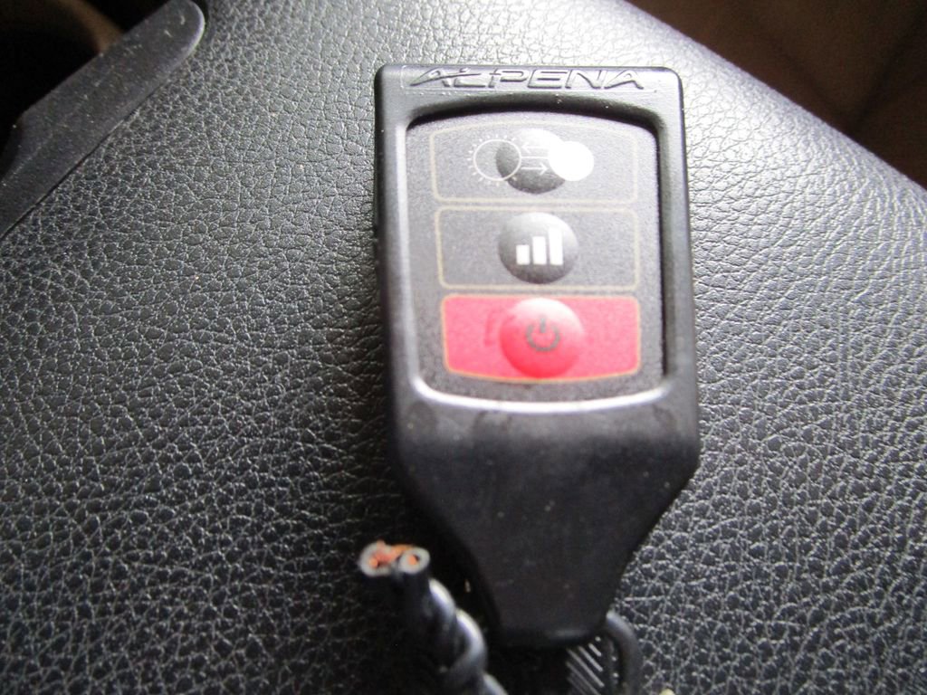 Used 2017 Jeep Wrangler Unlimited Sahara w/ Connectivity Group image 44