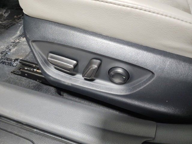 Used 2024 Toyota Camry XLE w/ Cold Weather Package image 22
