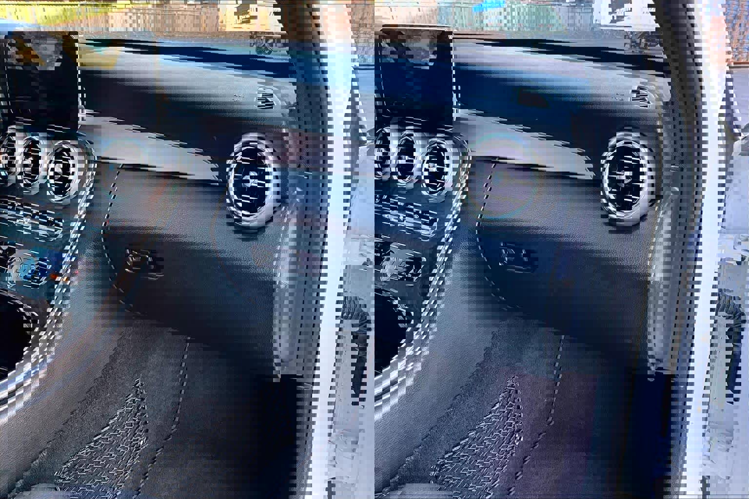 Used 2021 Mercedes-Benz C 300 Sedan image 19