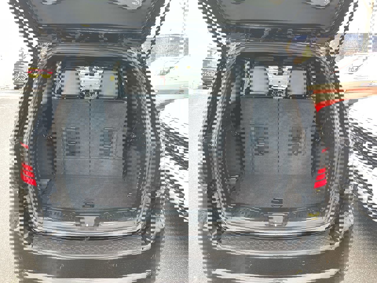 Used 2022 Dodge Durango GT image 25