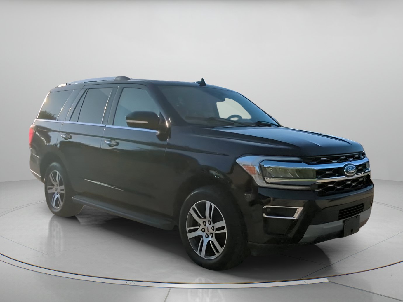 Certified 2024 Ford Expedition Limited AWD/4WD image 2