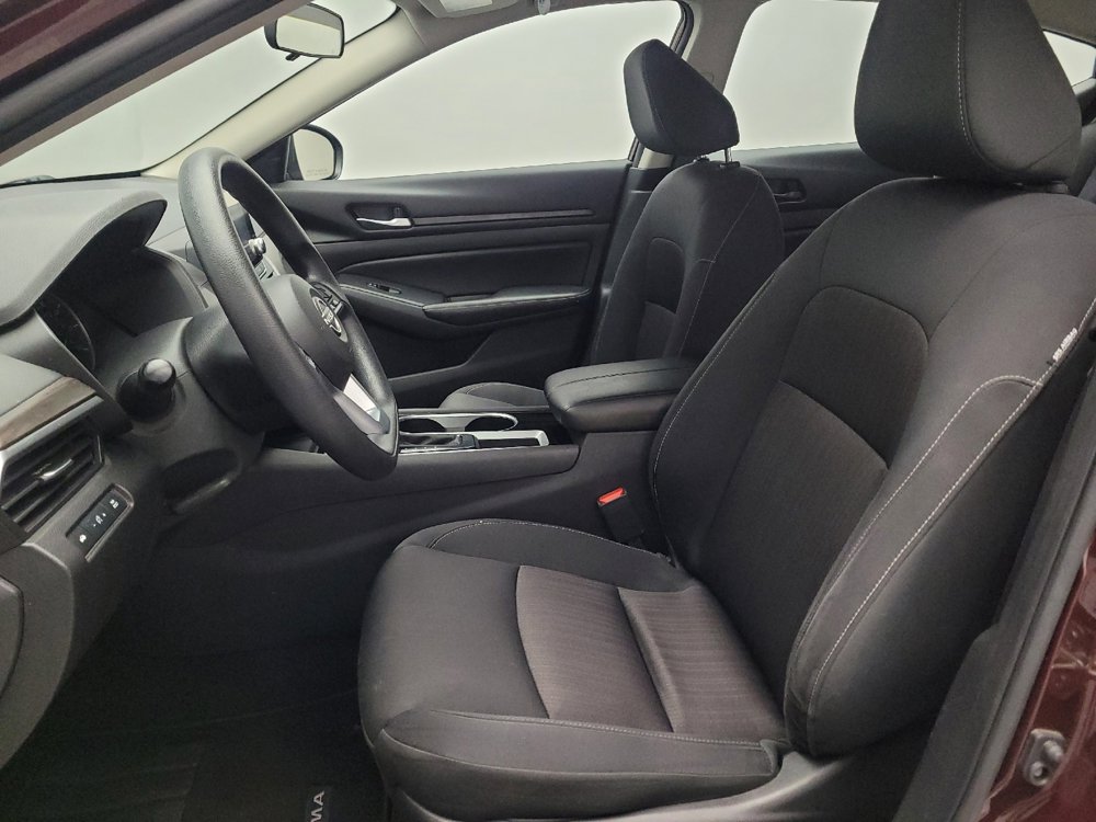 Used 2024 Nissan Altima 2.5 SV image 17