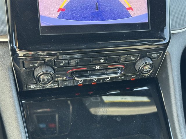 Used 2023 Jeep Grand Cherokee Altitude image 15