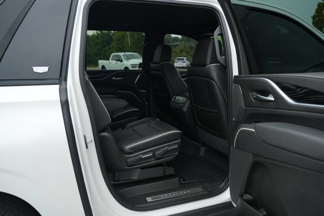Used 2022 Cadillac Escalade ESV Sport w/ Touring Package AWD/4WD image 23
