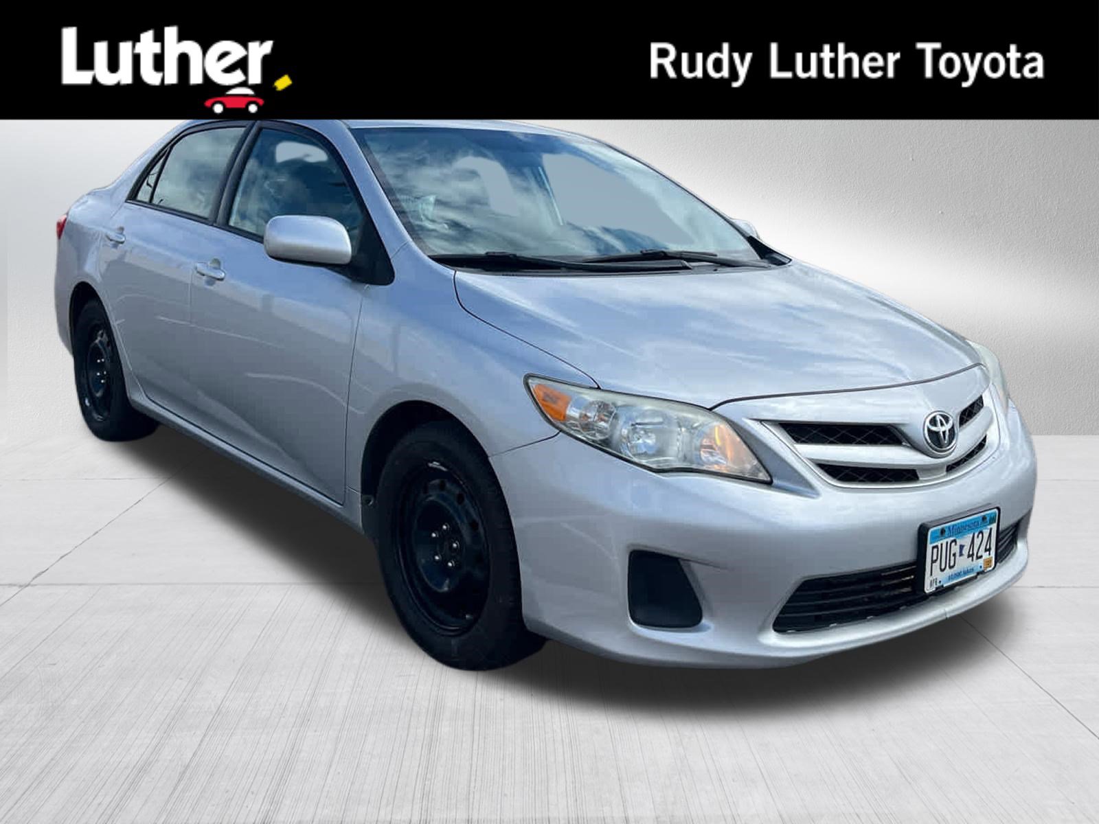 Used 2012 Toyota Corolla LE FWD image 1
