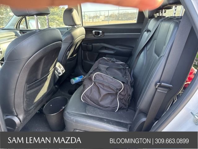Used 2021 Kia Sorento S w/ Panoramic Sunroof Package image 16