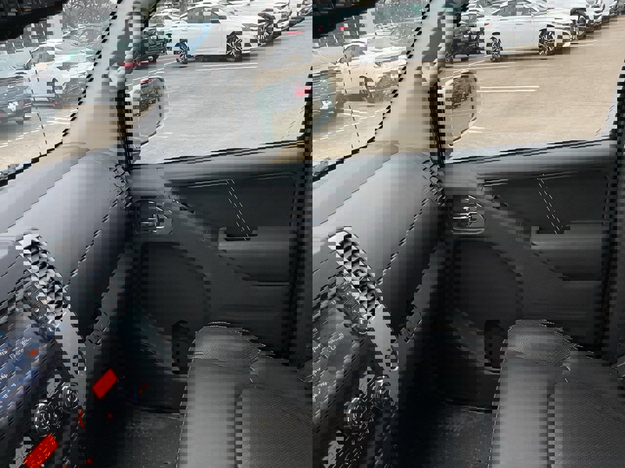 Used 2016 Nissan Frontier PRO-4X w/ Pro-4x Luxury Package image 41