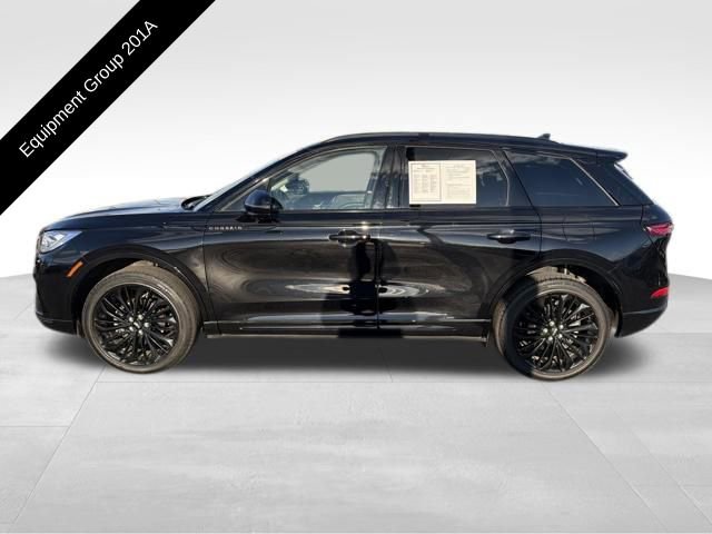 Used 2023 Lincoln Corsair Reserve w/ Equipment Group 201A image 3