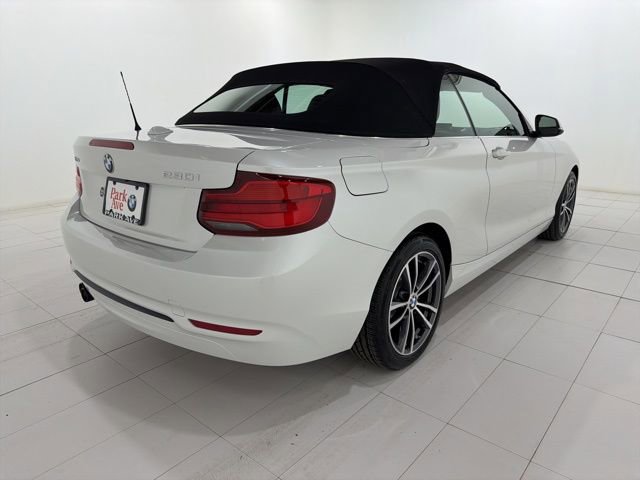 Used 2018 BMW 230i xDrive Convertible image 7