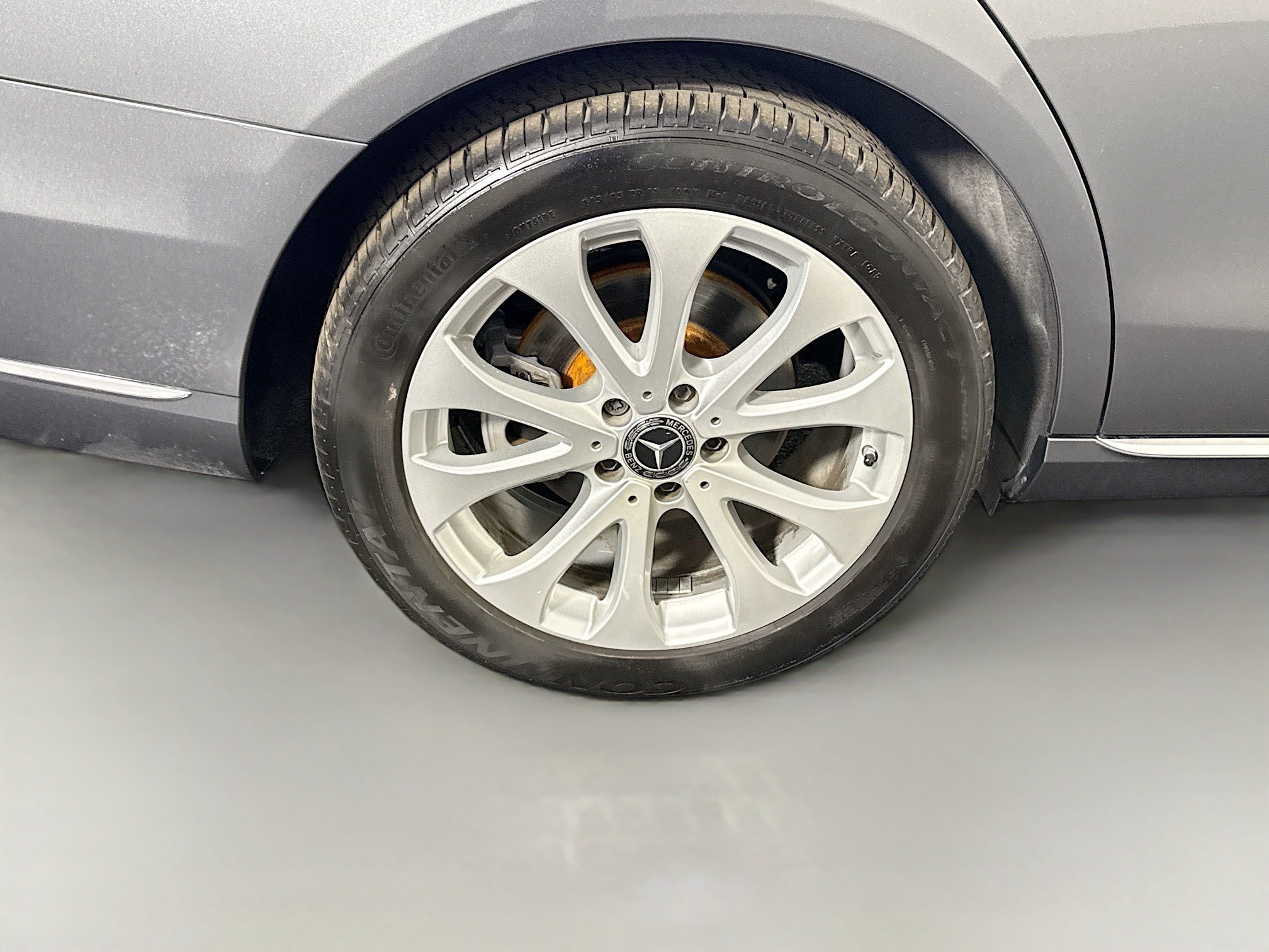 Used 2018 Mercedes-Benz E 300 w/ Premium 1 Package image 33