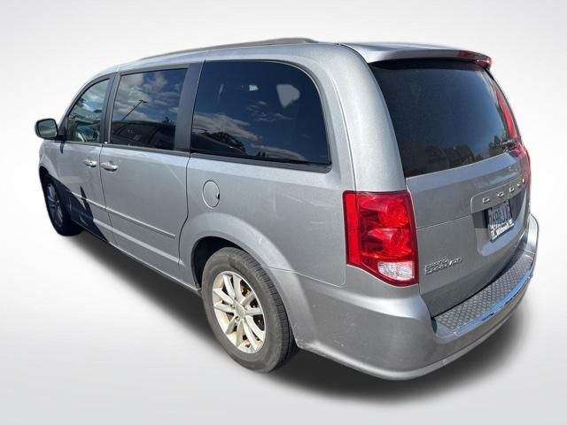 Used 2014 Dodge Grand Caravan SXT w/ Rear Park Assist Package FWD image 4