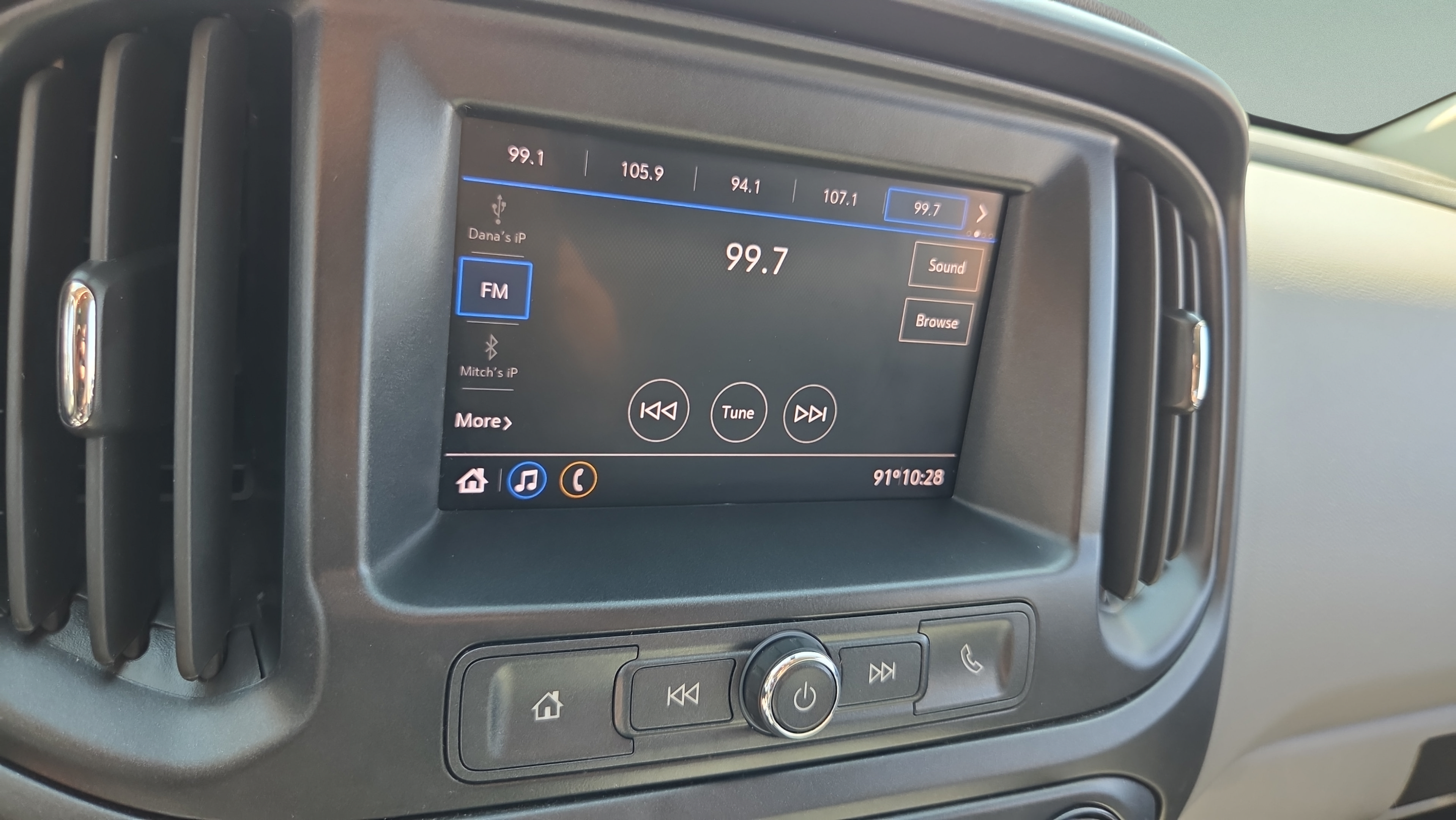 Certified 2020 GMC Canyon 2WD Crew Cab w/ Convenience Package image 18