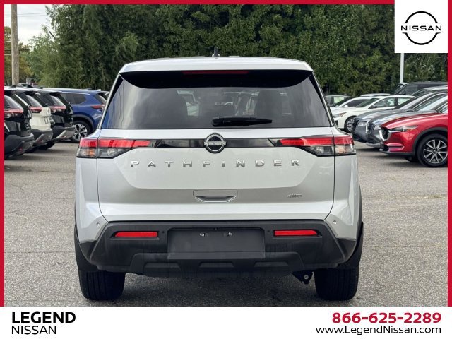 Used 2024 Nissan Pathfinder S AWD/4WD image 7