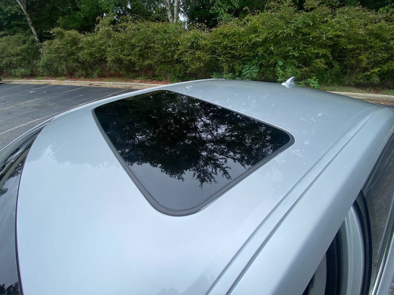 Used 2013 Toyota Avalon Limited FWD image 38