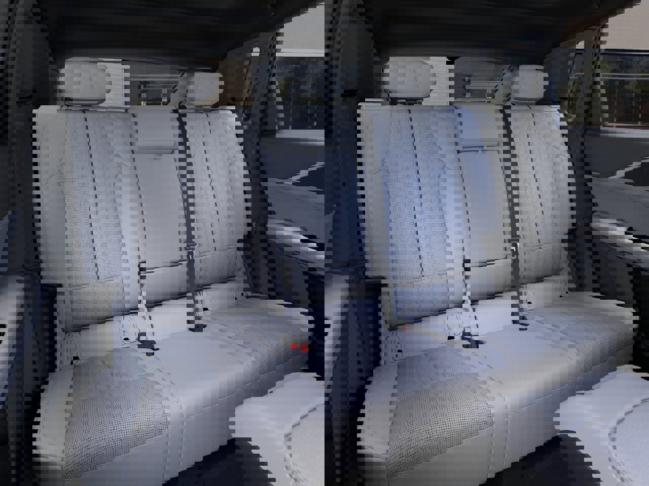 New 2025 Cadillac Lyriq Luxury w/ LPO, Floor Liner Package image 17