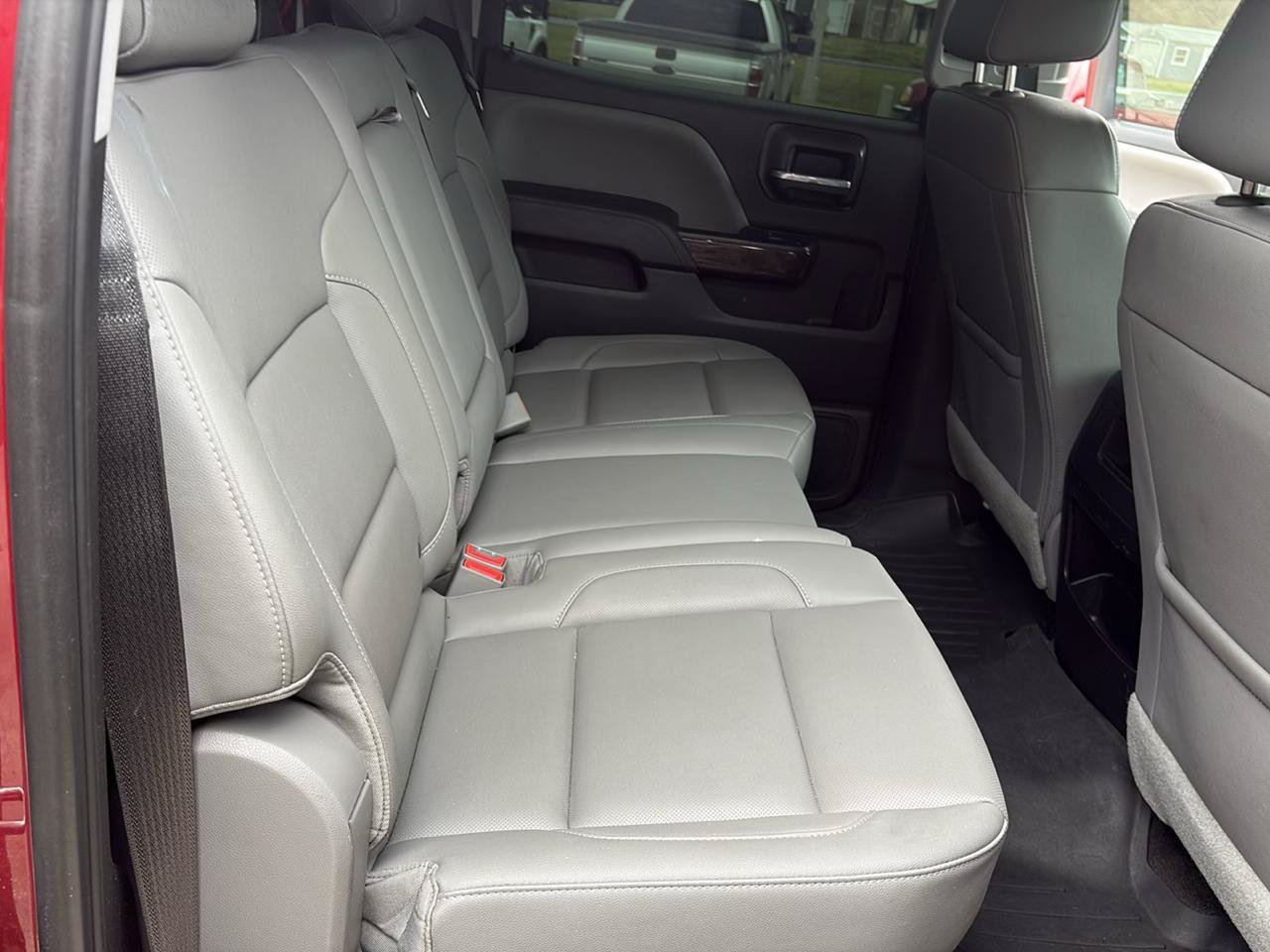 Used 2018 GMC Sierra 1500 SLT AWD/4WD image 16