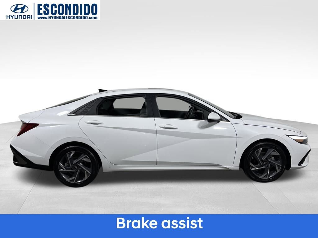 Certified 2025 Hyundai Elantra SEL image 6
