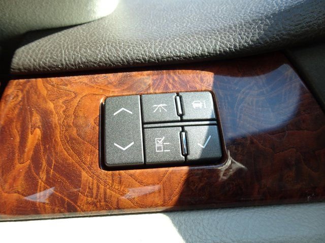 Used 2007 Cadillac DTS Luxury I FWD image 26