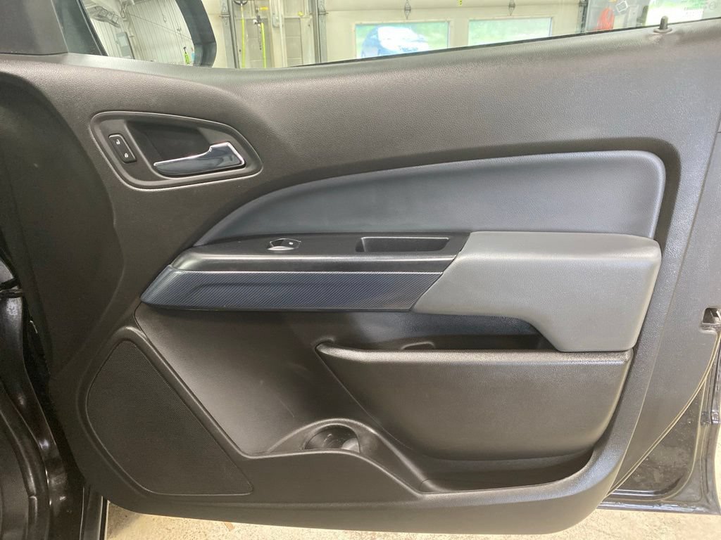Used 2016 Chevrolet Colorado Z71 AWD/4WD image 22
