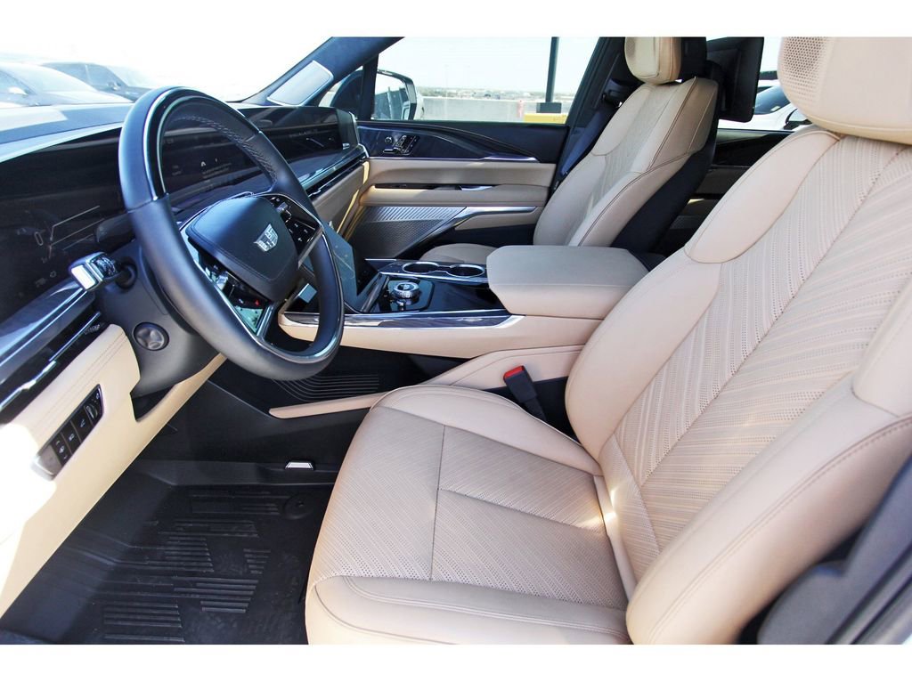 New 2026 Cadillac Escalade IQ Sport 2 w/ LPO, ONYX Package image 6