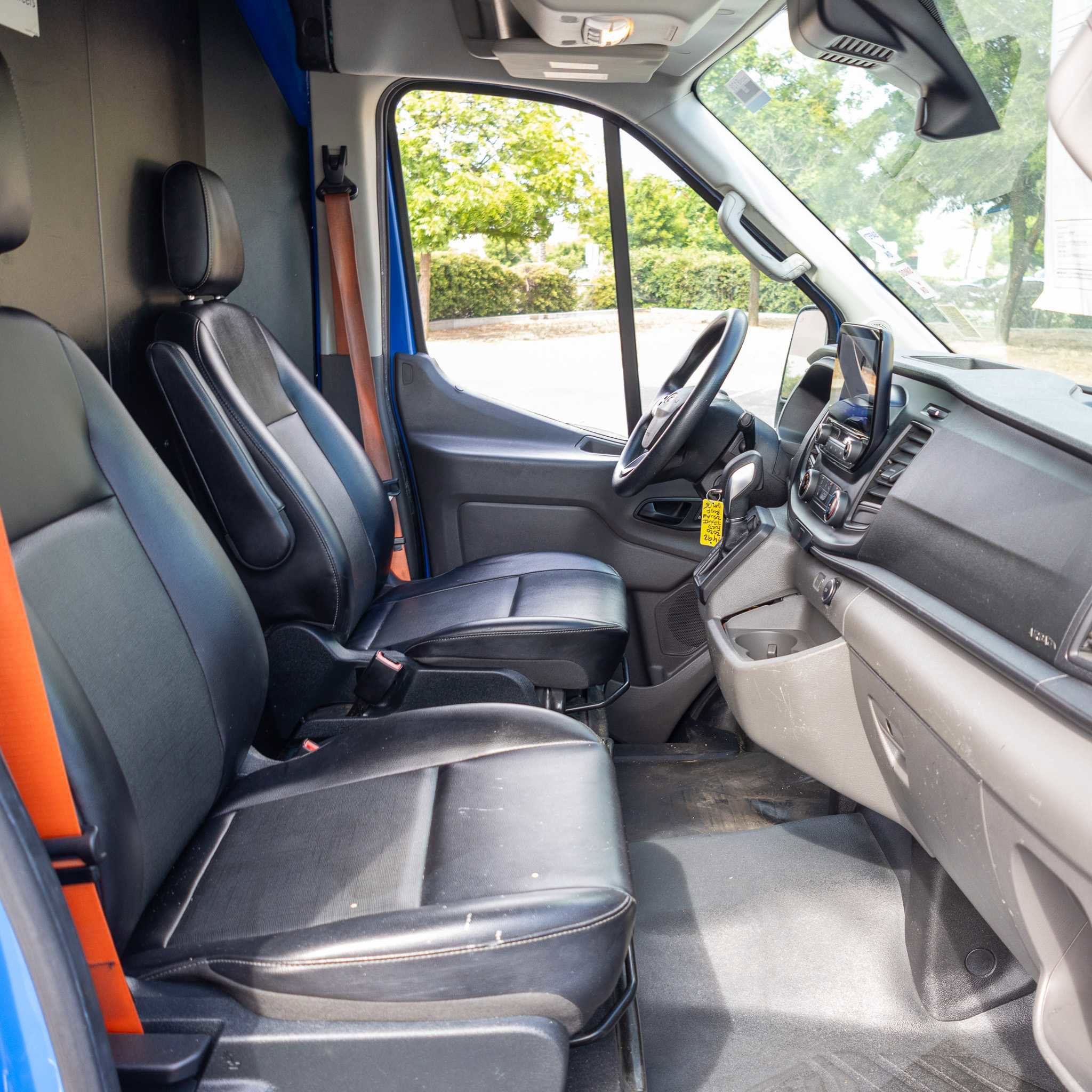 Used 2020 Ford Transit 250 Medium Roof image 17