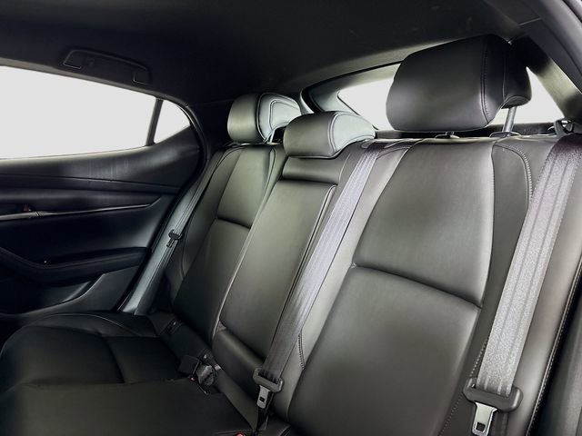 Used 2022 MAZDA MAZDA3 s image 22