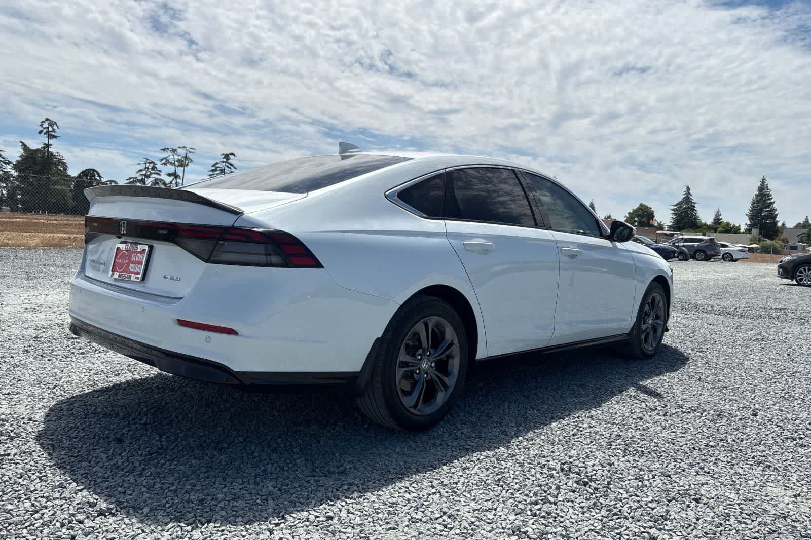 Used 2024 Honda Accord EX-L image 3