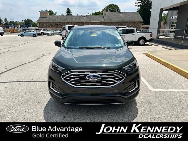 Certified 2022 Ford Edge SEL w/ Convenience Package AWD/4WD image 2