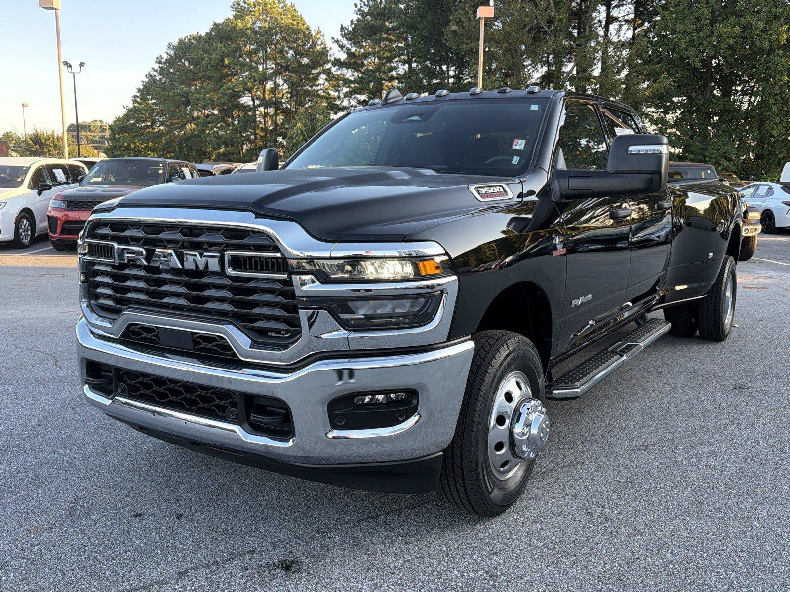 Used 2026 RAM 3500 Big Horn AWD/4WD image 2