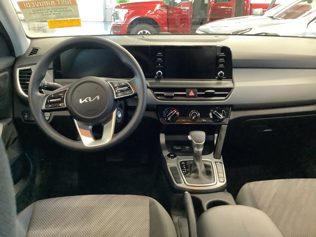 Certified 2024 Kia Seltos LX AWD/4WD image 6