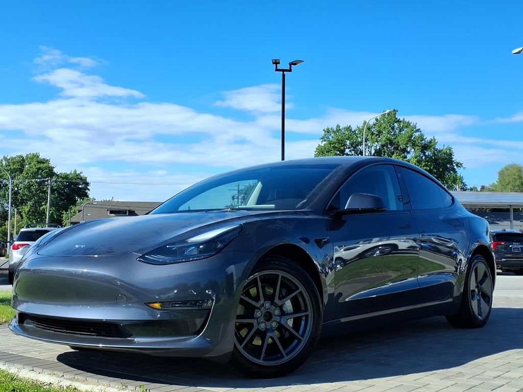 Used 2023 Tesla Model 3 Long Range AWD/4WD image 3