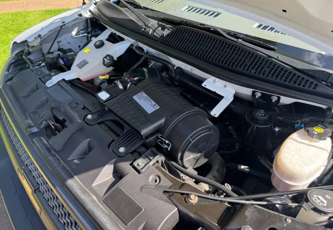 Used 2018 Chevrolet Express 2500 LS w/ Driver Convenience Package RWD image 31