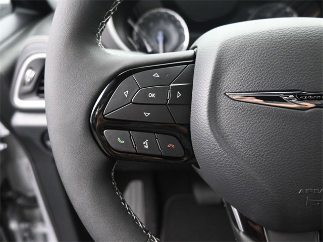 New 2026 Chrysler Pacifica Select image 31