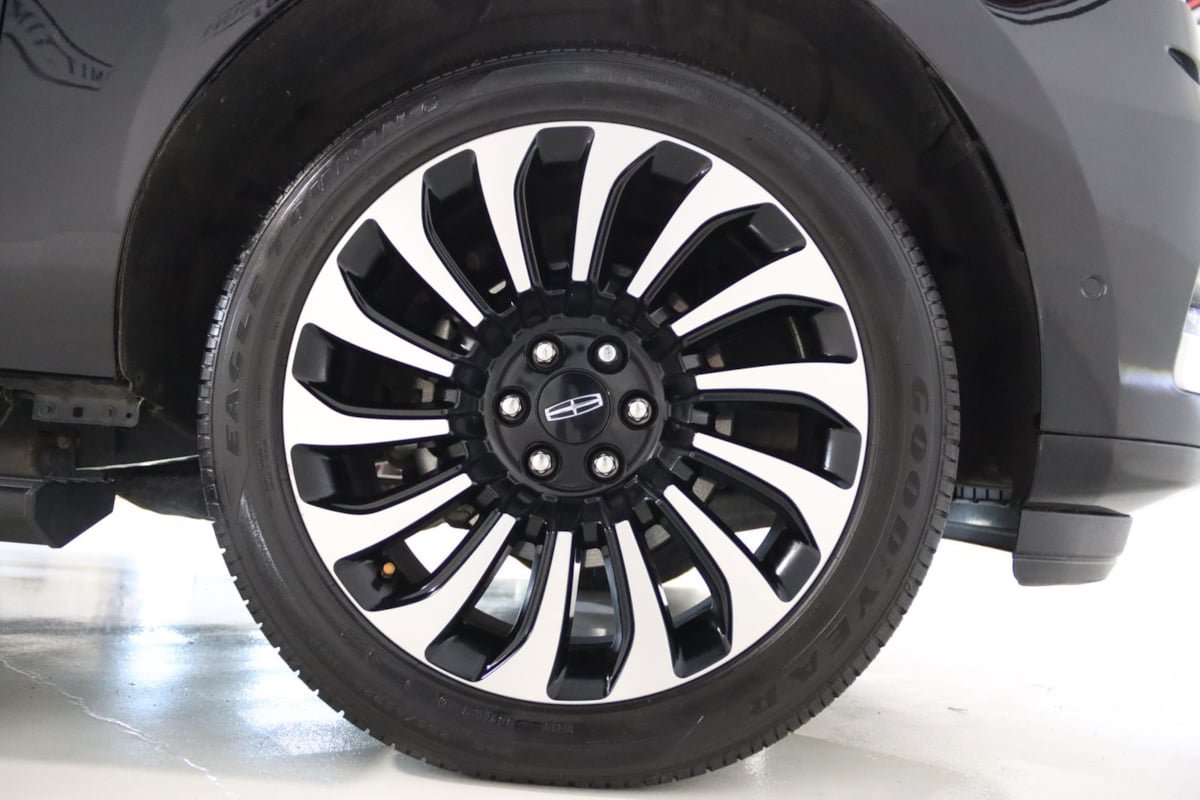 Used 2024 Lincoln Navigator L Black Label AWD/4WD image 73