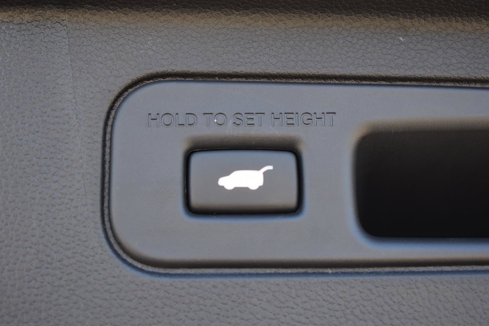 Used 2025 Honda Pilot Elite image 21