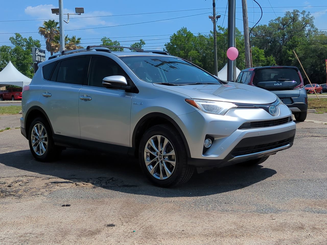 Used 2016 Toyota RAV4 Limited AWD/4WD image 3