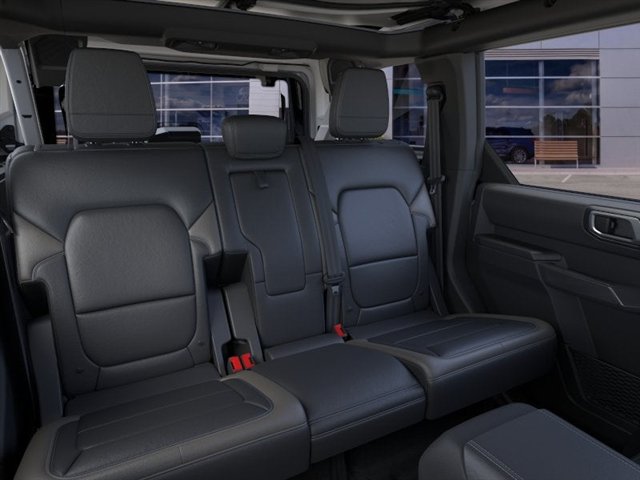 New 2026 Ford Bronco Outer Banks w/ Sasquatch Package AWD/4WD image 11