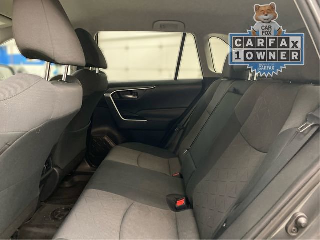 Used 2021 Toyota RAV4 XLE image 10
