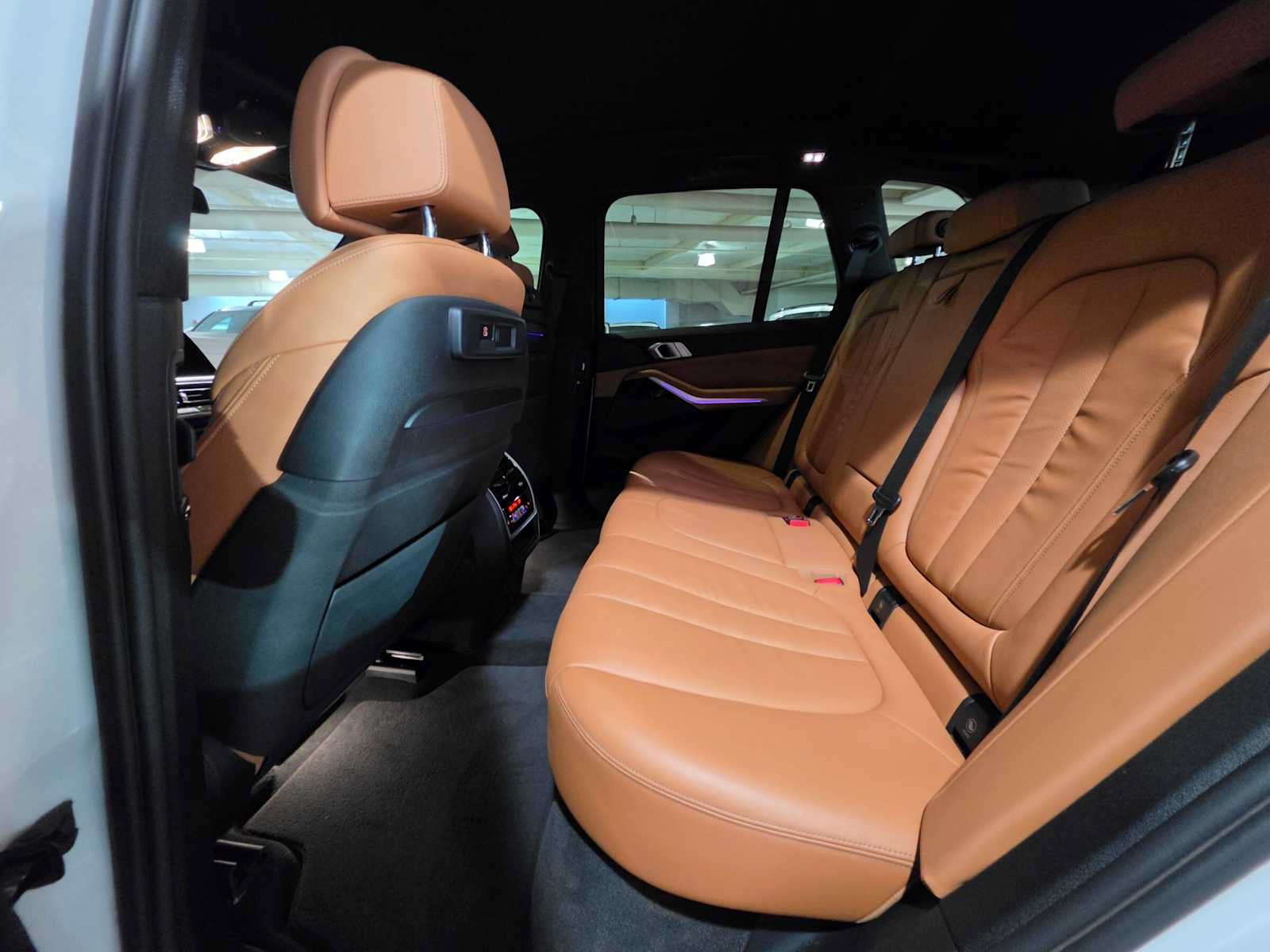 Used 2019 BMW X5 xDrive40i w/ Premium Package AWD/4WD image 19