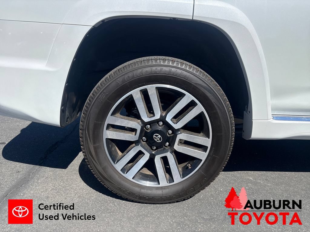 Used 2024 Toyota 4Runner Limited AWD/4WD image 13