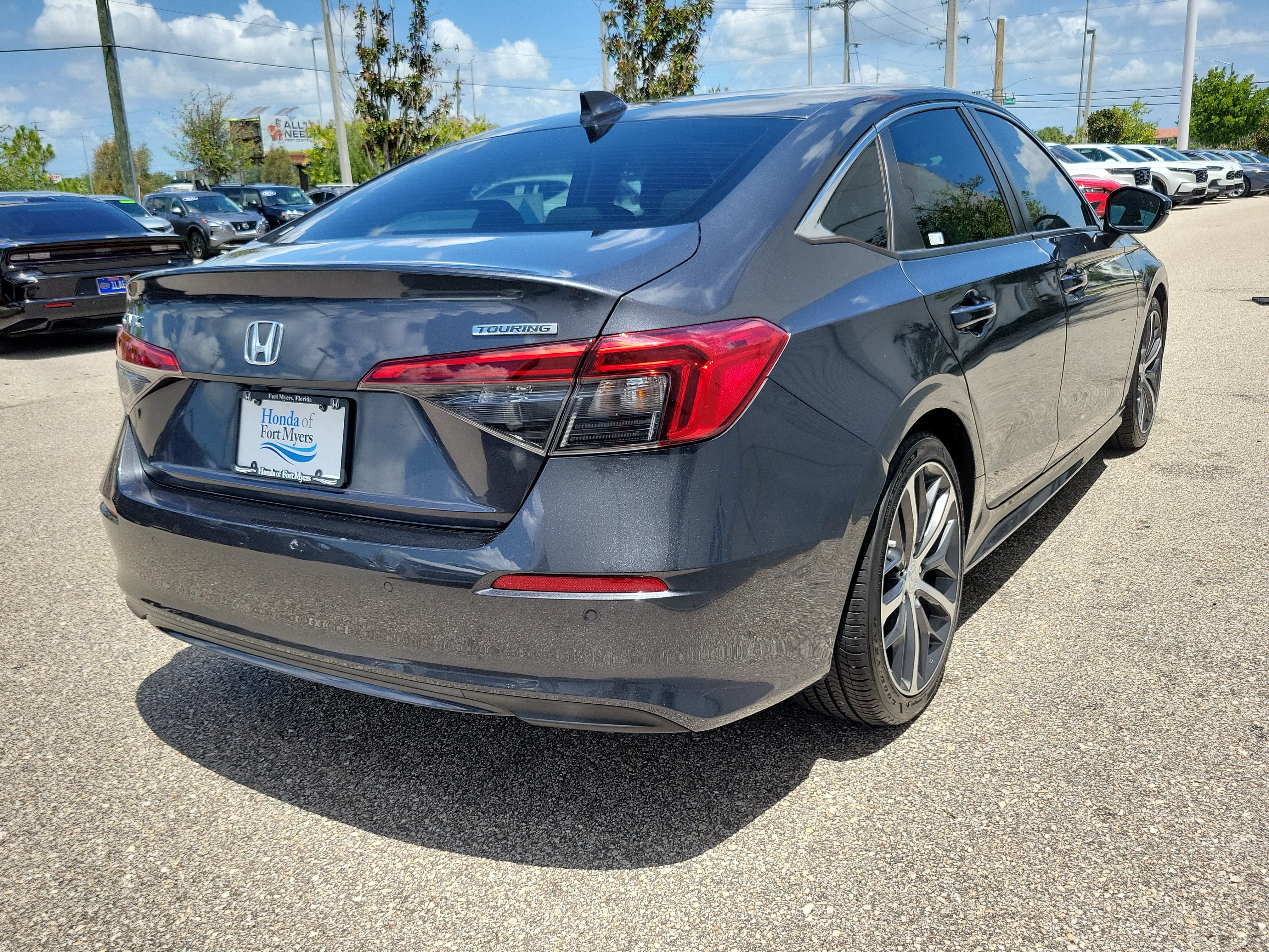 Used 2022 Honda Civic Touring image 6