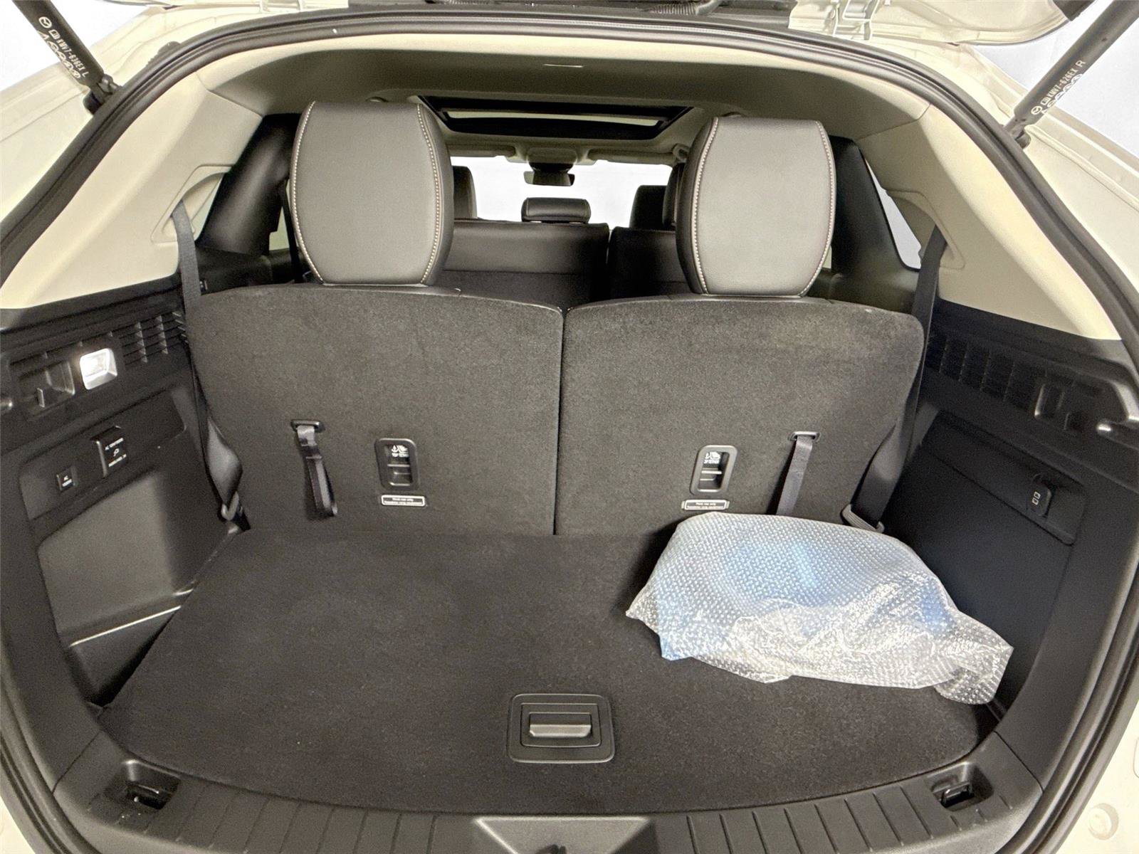 Used 2025 MAZDA CX-90 Plug-In Hybrid w/Premium Sport AWD/4WD image 41