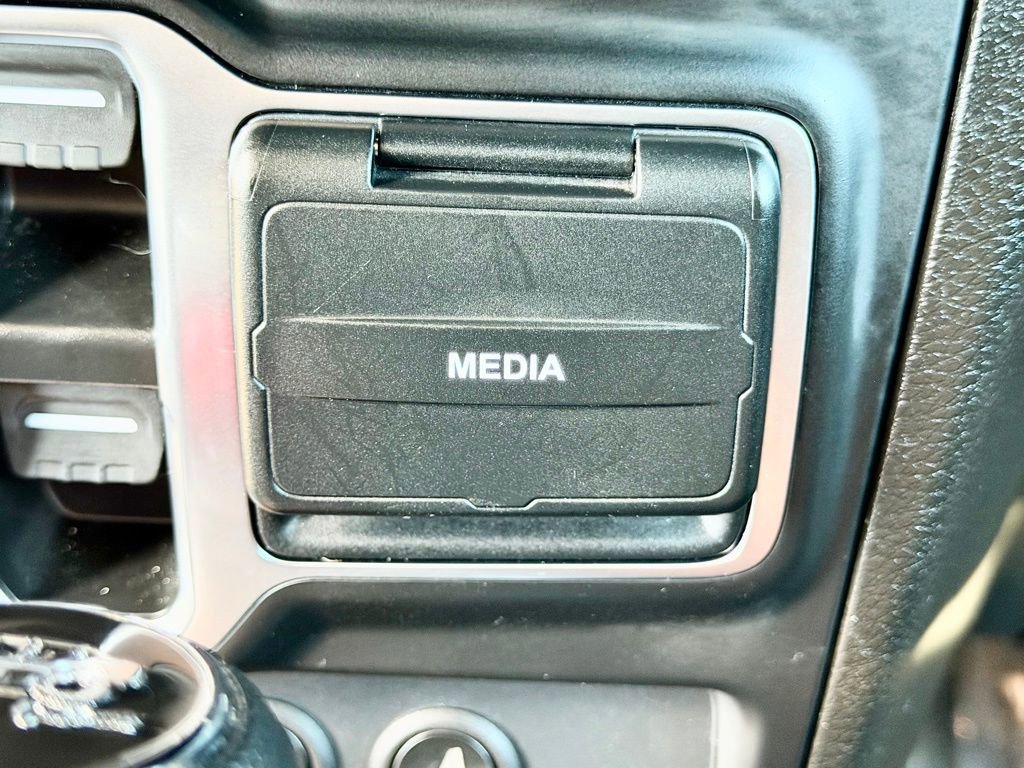 Used 2025 Jeep Gladiator Sport AWD/4WD image 27