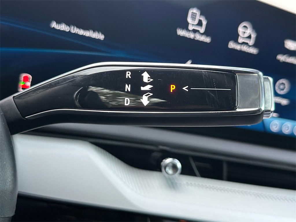 New 2026 Cadillac Optiq Sport 2 image 31