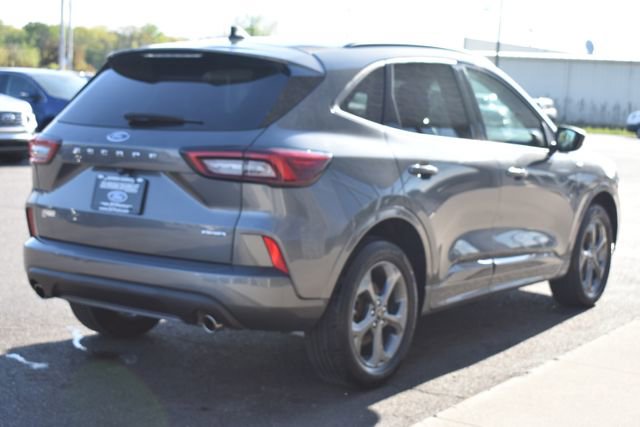 Used 2023 Ford Escape ST-Line AWD/4WD image 11